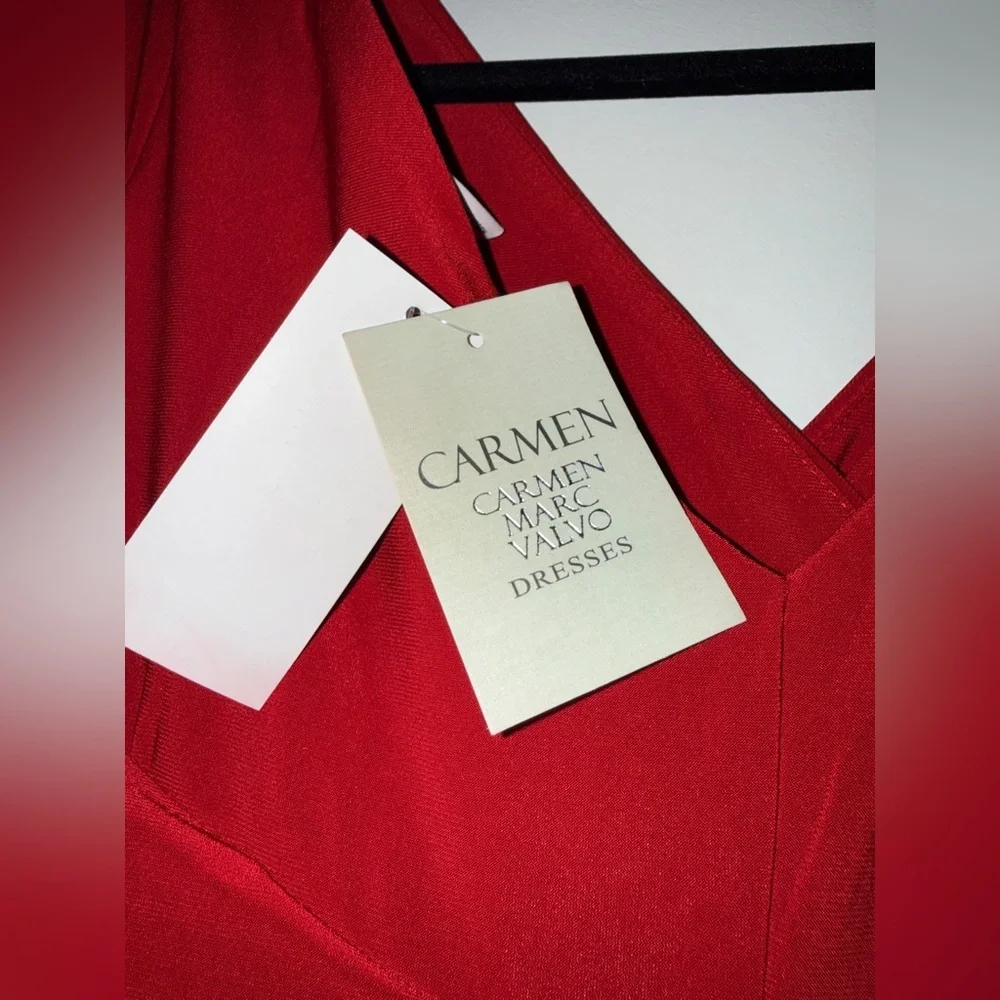 NWT Carmen Marc Valvo Quarter Sleeve Red Midi Dress with Slit Size XS